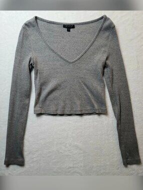 Topshop Ribbed Long Sleeve Crop Top Light Gray Size 4 Deep V Neck Slim Women's